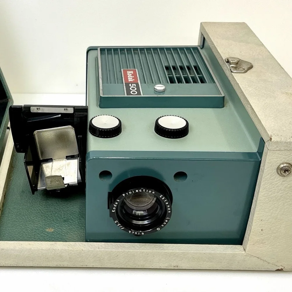 Vintage Kodak 500 Model B Slide Projector - Tested Works w/ Case Ektanon Lens